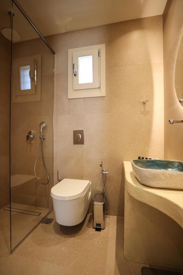 Life Suites Tourlos Zewnętrze zdjęcie